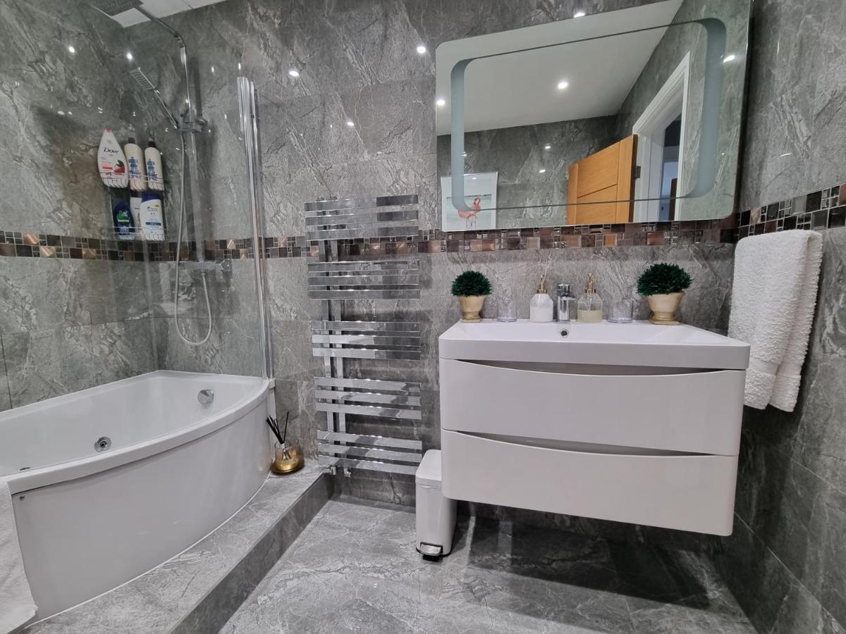 ロンドンJubilee Houseアパートメント エクステリア 写真